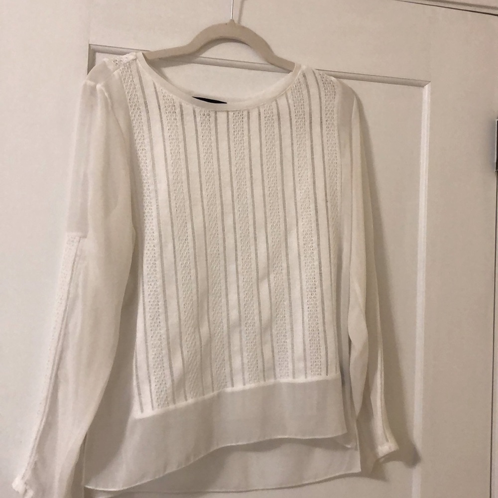 Long sleeve lace top!